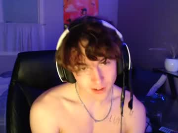 webcam man iantease live cam image #3880804