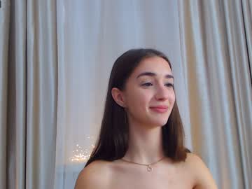 webcam girl lana__j live cam image #5318000