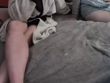 webcam couple shallwepleasex3 live cam image #992572
