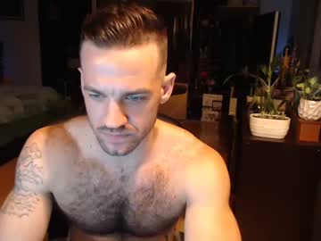 webcam man herewego42 live cam image #2432660