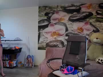 webcam girl jennycutey live cam image #5850148