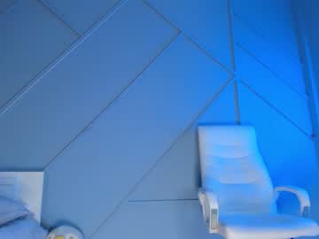 webcam girl kisimoto_key live cam image #3047373