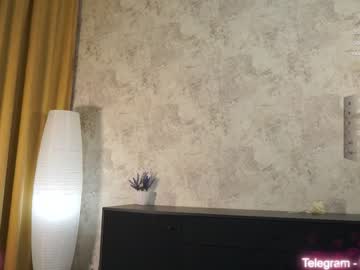 webcam couple emiliacourtney live cam image #5711006