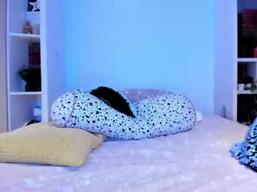 webcam girl mis_eva live cam image #1717839