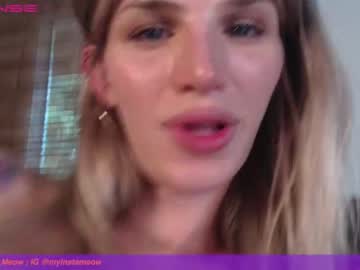 webcam tranny spicy_meow live cam image #4817369