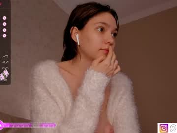 webcam girl bzzzme live cam image #6172030