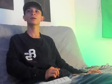 webcam man latinskinny_ live cam image #3792101