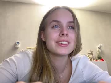 webcam girl gucci_rich live cam image #3900001
