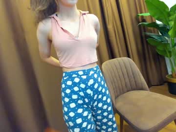 webcam girl ehotlovea live cam image #3991231