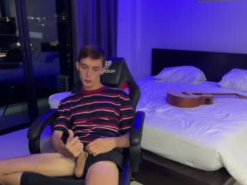 webcam man 2nice2you live cam image #6087969