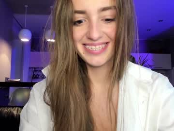 webcam girl coy_amina_ live cam image #2885701