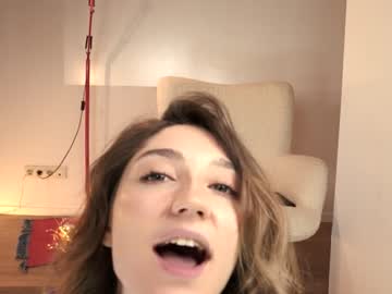 webcam girl mia_elfie live cam image #5813653
