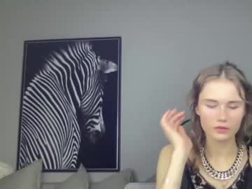 webcam girl pae0n1a live cam image #2796475