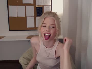 webcam girl sonyaplush live cam image #988196
