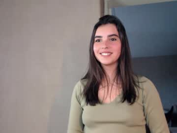 webcam girl nika_la live cam image #1636614