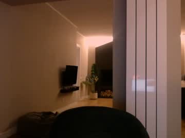 webcam girl bitter_moon live cam image #3999201