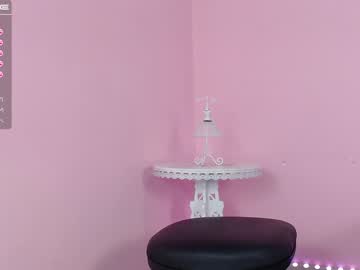 webcam girl little_effy18 live cam image #958007