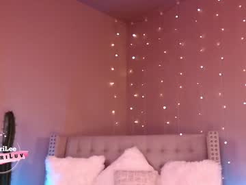 webcam girl aubrilee live cam image #2129086