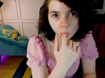 webcam girl doris_green live cam image #1474828