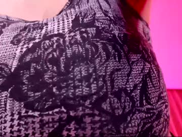 webcam girl aveksmr live cam image #4198603