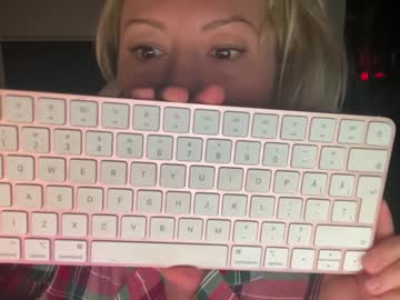 webcam girl kiradivine live cam image #2772192
