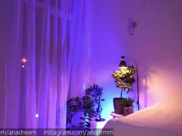 webcam girl dreamana live cam image #1237361