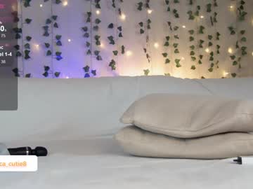 webcam girl kittyloffe live cam image #6724345