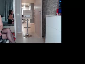 webcam girl carmela_fox live cam image #2039379