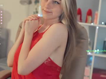 webcam girl mia_milagros live cam image #2028489