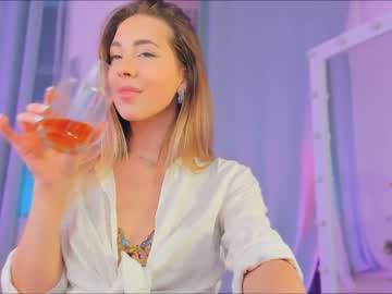 webcam girl emmi_rosee live cam image #6290385