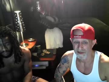 webcam man thehouseguy513 live cam image #3542145