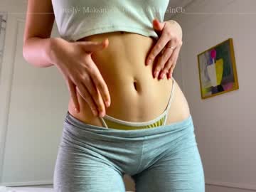 webcam girl maksin_cb live cam image #2112275