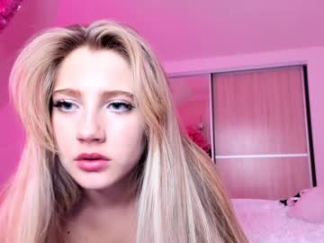 webcam girl yononeey live cam image #5830088