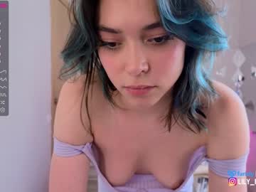 webcam girl lily_ewing live cam image #5060475
