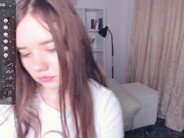webcam girl kristi_zenn live cam image #6049431