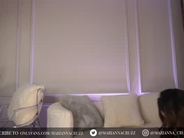 webcam girl mariannacruzz live cam image #3928474