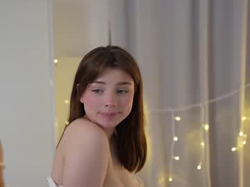 webcam girl floret_joy live cam image #6603919