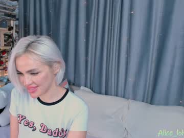 webcam girl katrinpolly live cam image #643814