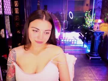 webcam girl alma_pearl live cam image #3416025