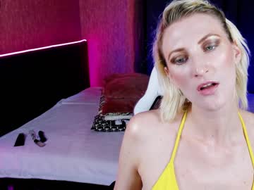 webcam girl eva__blonde live cam image #2304934