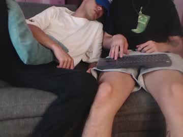 webcam man fratguysonline live cam image #4773323
