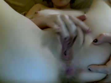 webcam couple beeishungry live cam image #6973681