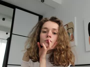 webcam girl mxxnsxsul live cam image #2435516