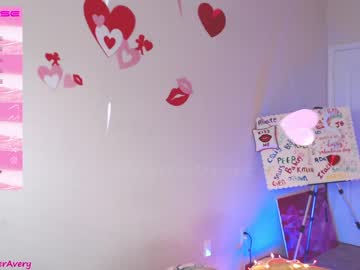 webcam girl petitebrat live cam image #3790720