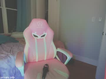 webcam girl aynmarie live cam image #4921472