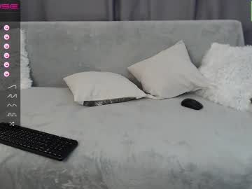 webcam girl divaannie live cam image #3557768