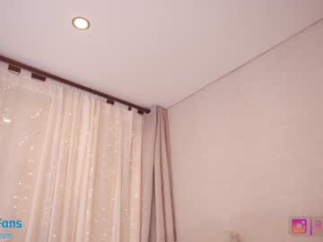 webcam girl _lasuescun live cam image #3928741
