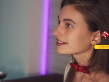 webcam girl hoolybunny live cam image #2328804