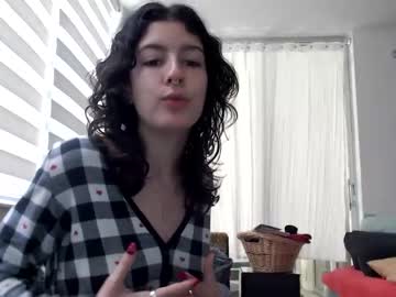 webcam girl frenchava live cam image #4577039
