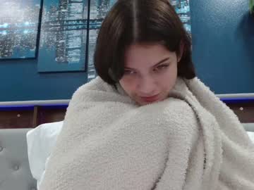 webcam girl miafosterx live cam image #5885085